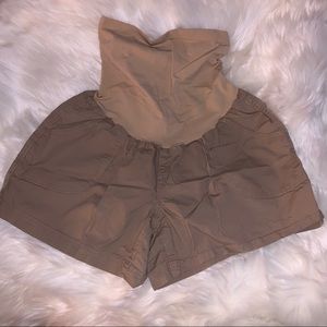 SECRET FIT BELLY POPLIN MATERNITY SHORTS